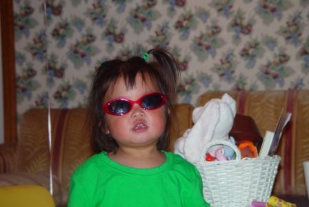 Kasen looking cute in sunglasses